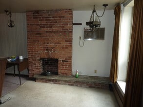 315 N Neville St, Unit 2 in Pittsburgh, PA - Building Photo - Building Photo