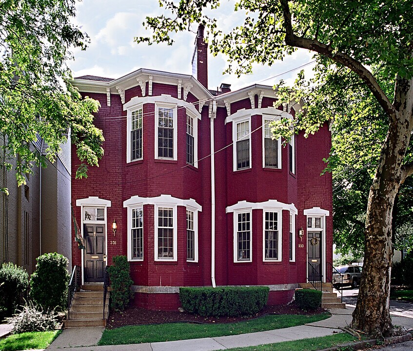 331 Denniston St in Pittsburgh, PA - Building Photo