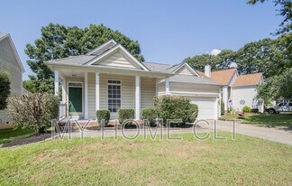 15012 Rothesay Dr in Charlotte, NC - Building Photo