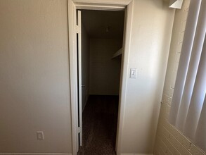 4642 N 71st Ln in Phoenix, AZ - Building Photo - Building Photo