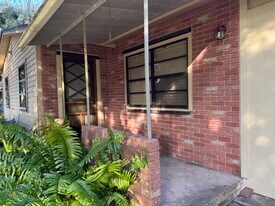 5900 N Courtenay Pkwy in Merritt Island, FL - Building Photo