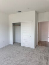7017 Overlook Wy in Stockton, CA - Building Photo - Building Photo