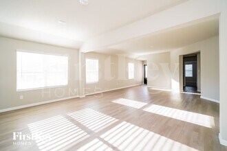 13010 Thyme Wy in Saint Hedwig, TX - Foto de edificio - Building Photo