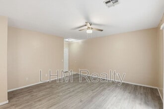 15818 N 25th St in Phoenix, AZ - Building Photo - Building Photo