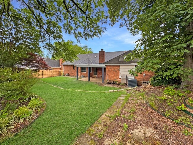 8260 Country Creek Cove in Memphis, TN - Foto de edificio - Building Photo