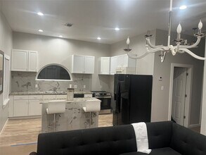 3209 Ennis St in Houston, TX - Building Photo - Building Photo
