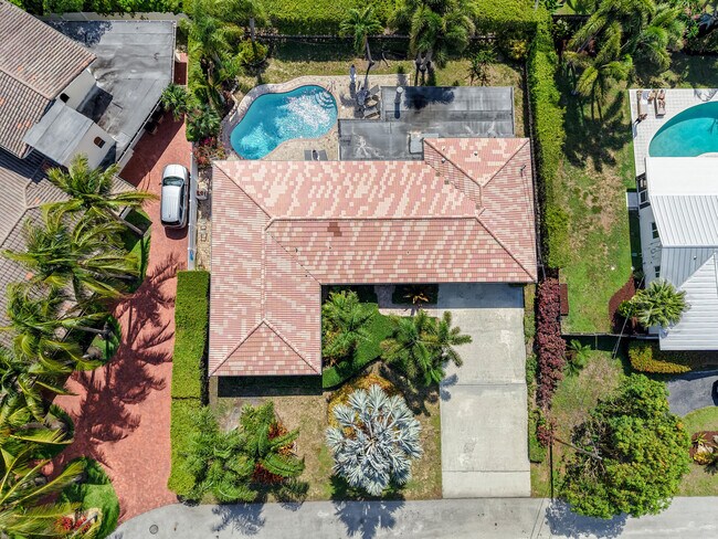 1109 SE 12th Terrace in Deerfield Beach, FL - Building Photo - Building Photo