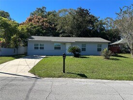 224 Clara Vista St in Debary, FL - Building Photo