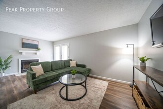 3108 Griggsview Ct in Columbus, OH - Foto de edificio - Building Photo