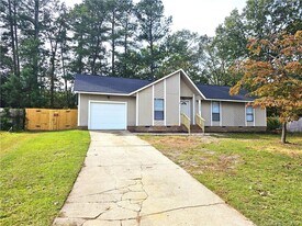 7132 Old Castle Dr in Fayetteville, NC - Building Photo