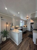 606 Laudan Blvd in Neenah, WI - Building Photo