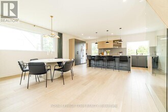 1995 Lenester Ave in Ottawa, ON - Building Photo - Building Photo