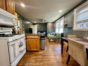 7 Wadsworth St, Unit 1 in Boston, MA - Building Photo - Building Photo