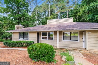5281 Williams Rd in Norcross, GA - Building Photo - Building Photo