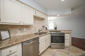 12755 Mill Ridge Dr in Cypress, TX - Building Photo - Building Photo