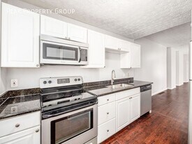 1240 S Washington Ave in Columbus, OH - Building Photo