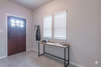 658 Nautical Lp in Kyle, TX - Building Photo - Building Photo
