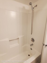 2120 Division St photo'