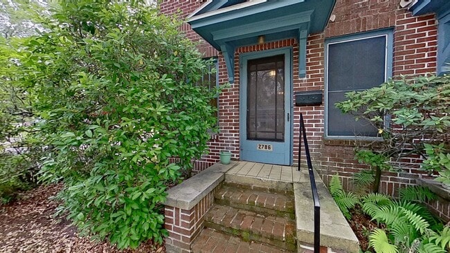 2786 Downing St