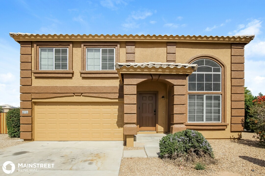 12302 W Berry Ln in El Mirage, AZ - Building Photo