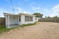 4802 Bonton Dr photo'