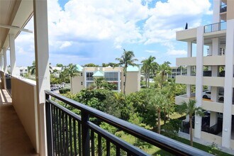 555 E Dania Beach Blvd in Dania Beach, FL - Building Photo - Building Photo