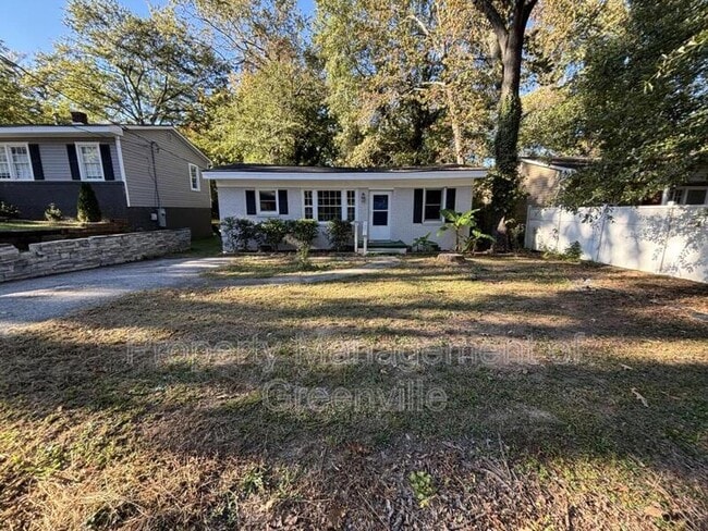 property at 32 Orlando Ave