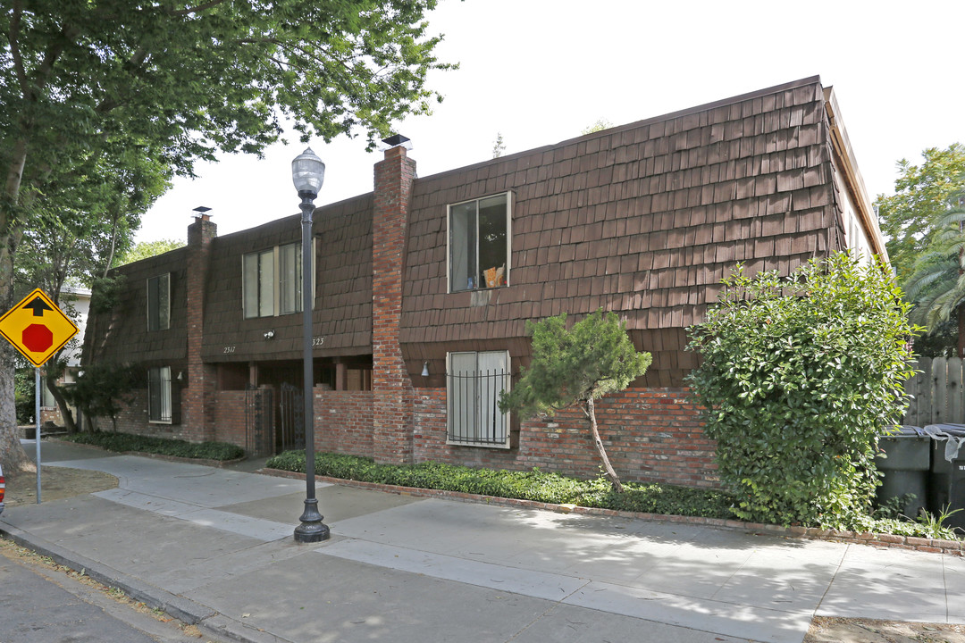 2317-2323 I St in Sacramento, CA - Foto de edificio