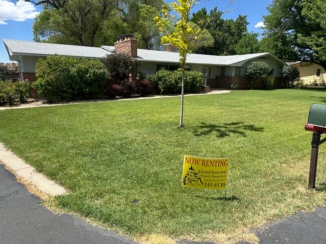 property at 715 Daniel Dr