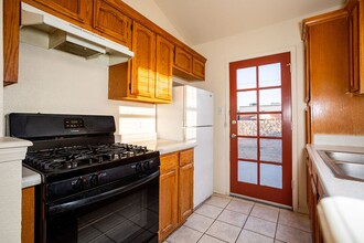 11808 Kings Arms Ct-Unit -11808 in El Paso, TX - Foto de edificio - Building Photo