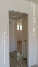 9210 North 11th St in Phoenix, AZ - Building Photo - Building Photo