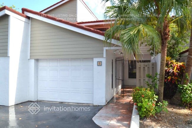 2700 N 34th Ave