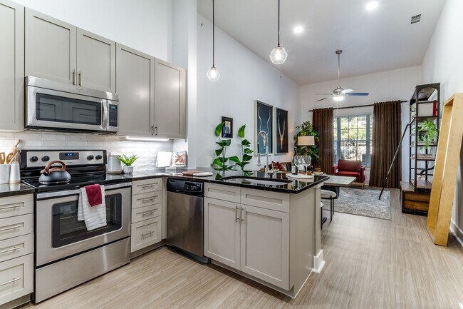 4110 Fairmount in Dallas, TX - Foto de edificio - Building Photo