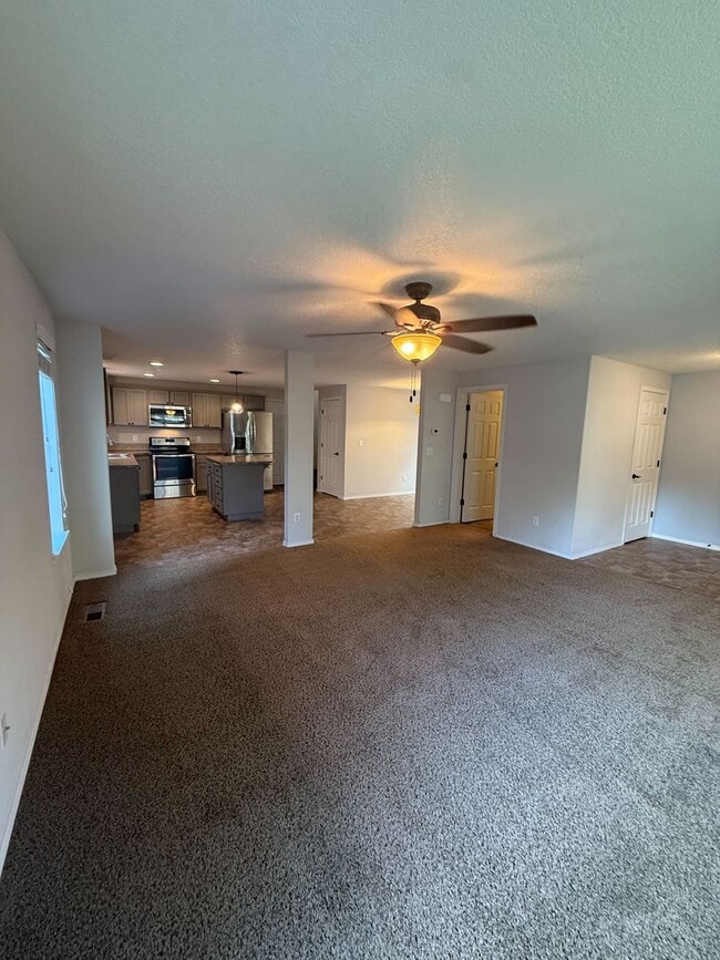 1215 SE 5th St in Battle Ground, WA - Building Photo - Building Photo