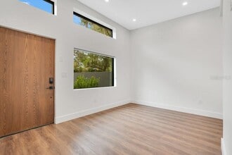 218 E 8th Ave in Windermere, FL - Building Photo - Building Photo