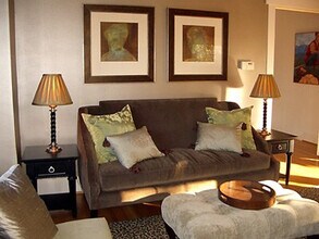 515 21st Ave E, Unit SI ID1280436P in Seattle, WA - Foto de edificio - Building Photo