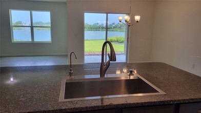 12517 Night View Dr in Sarasota, FL - Building Photo - Building Photo