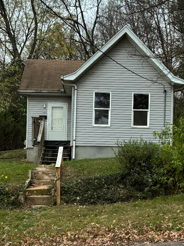 605 S Ligonier St in Peoria, IL - Foto de edificio - Building Photo