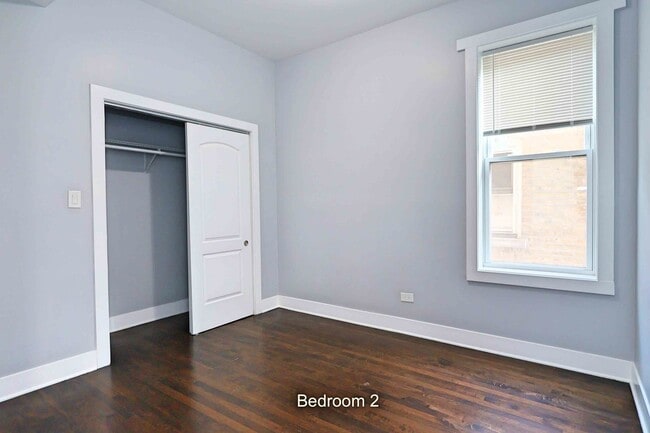 2858 S St Louis Ave in Chicago, IL - Building Photo - Building Photo