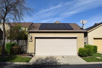 2961 Market St in Roseville, CA - Foto de edificio - Building Photo