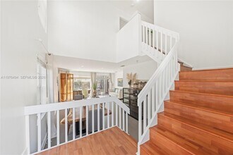 547 NW 157th Ln in Pembroke Pines, FL - Building Photo - Building Photo