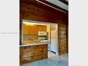 809 NE 17th Ave in Fort Lauderdale, FL - Building Photo - Building Photo