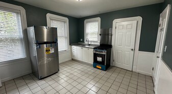 22 Federal Ave, Unit 1 in Quincy, MA - Building Photo