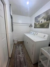 9840 SW 165th Terrace in Miami, FL - Building Photo - Building Photo
