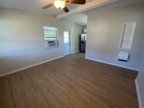 110 Old Spanish Trail in Lantana, FL - Building Photo - Building Photo