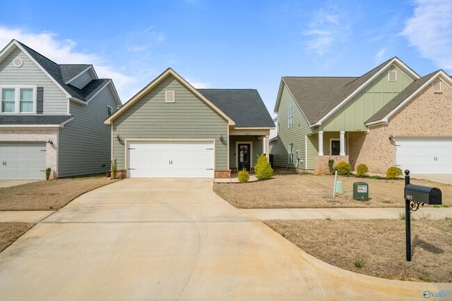 property at 1013 Highgrove Hts NW