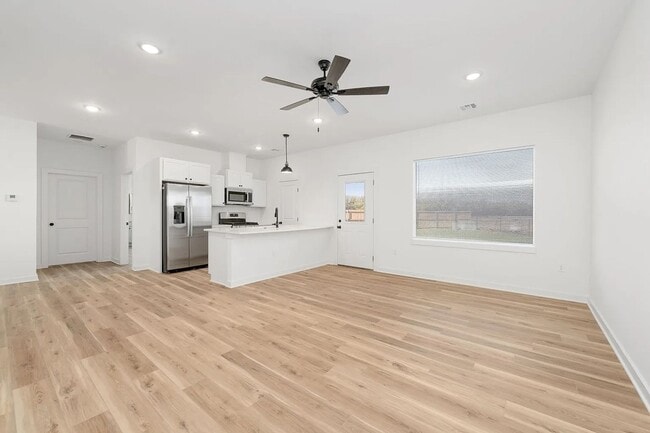 property at 2159 E Elk Rdg Ave