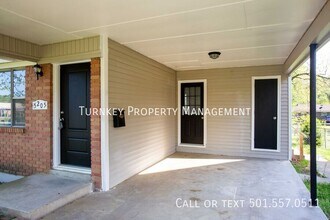 5205 Wycliffe Dr in Little Rock, AR - Building Photo - Building Photo