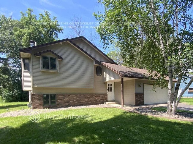 8641 N Girard Ave in Minneapolis, MN - Building Photo - Building Photo