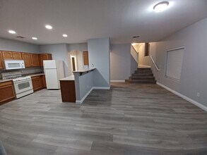 251 Little Minah Ct in Henderson, NV - Building Photo - Building Photo